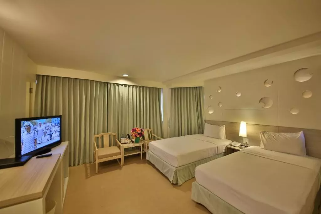 Sunshine Hotel and Residences